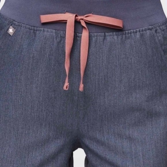 FIGS 🩶HEATHER DENIM🩶 High Waisted Zamora™ Jogger Scrub Pants - Picture 3 of 3